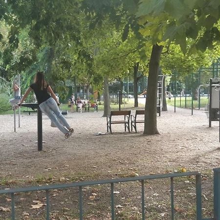 Hangulatos studió lakás Budapest Esterno foto